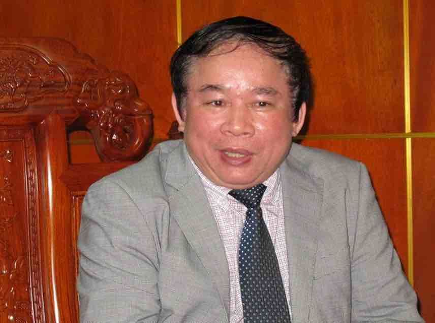 Thứ Trưởng Bùi Văn Ga tư vấn chọn trường cho thí sinh Thứ Trưởng Bùi Văn Ga tư vấn chọn trường cho thí sinh