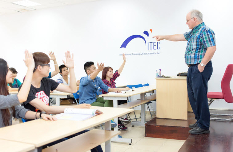 Nhận bằng cử nhân quốc tế tại Việt Nam