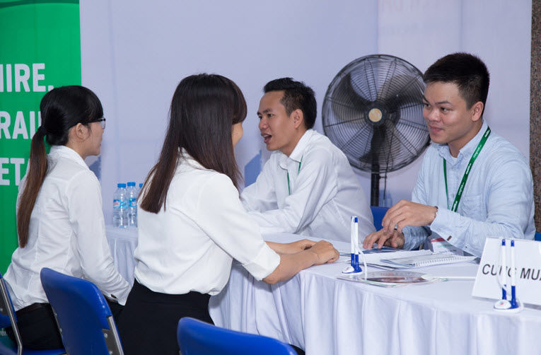 Nhận bằng cử nhân quốc tế tại Việt Nam