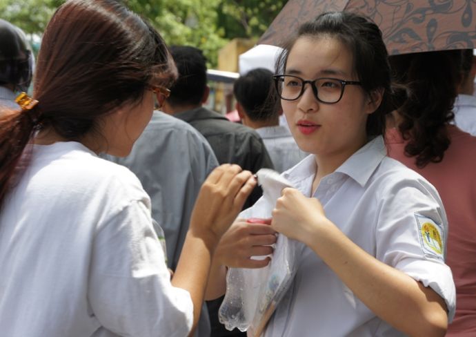 Điểm sàn, điểm xét tuyển, điểm chuẩn: Thí sinh vẫn rối?