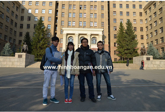 Du học ngành Y bằng tiếng Anh