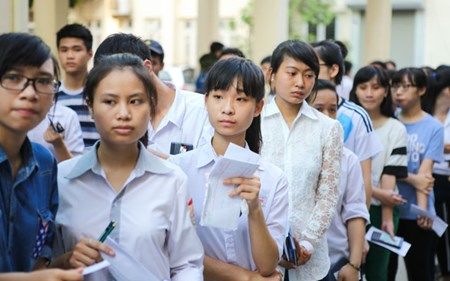 Sau kỳ thi THPT quốc gia 2015: “Cuộc đua” xét tuyển ĐH-CĐ sẽ khốc liệt Sau kỳ thi THPT quốc gia 2015: “Cuộc đua” xét tuyển ĐH-CĐ sẽ khốc liệt