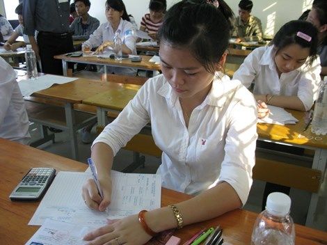 Điểm thi THPT quốc gia: Phổ điểm cao nhưng vẫn nhiều điểm liệt