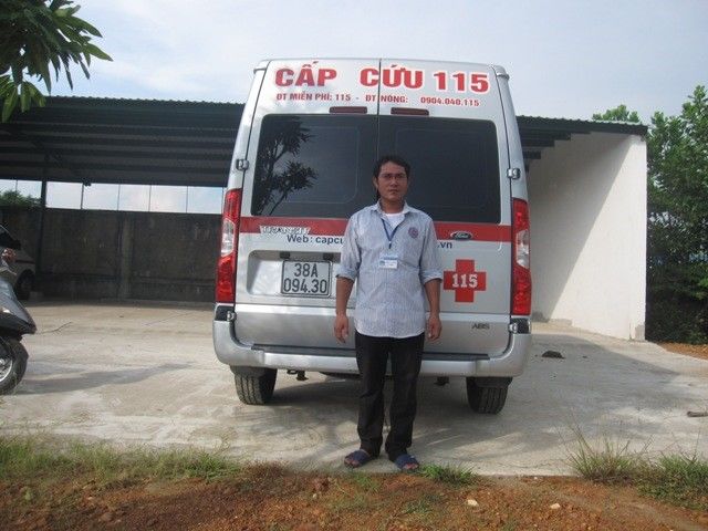 Bi hài mẹ thuê xe 115 “cấp cứu” hồ sơ đại học cho con