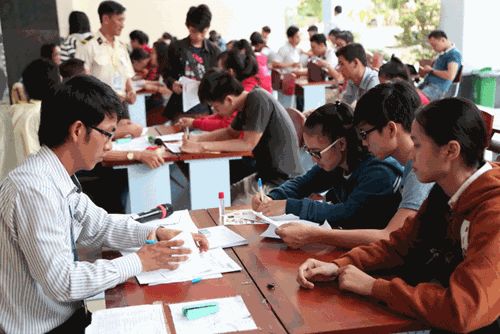 Nên bỏ chế độ cộng điểm ưu tiên trong tuyển sinh đại học - ảnh 1