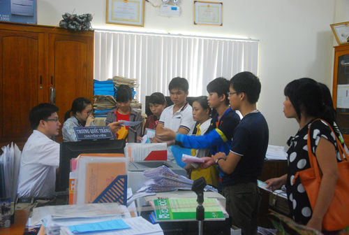 Thí sinh dưới 18 điểm “hết cửa” trường công