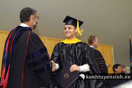 Du học sinh Mỹ cần biết gì về các loại bằng cấp ở Mỹ?