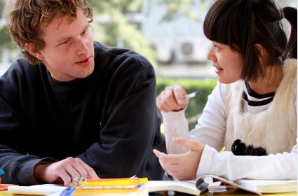 Học tiếng Anh giao tiếp online dễ dàng với English4u