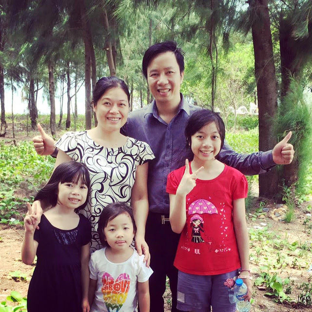 Phụ huynh áp dụng mô hình home-school: Không cho con tới trường trước 6 tuổi!