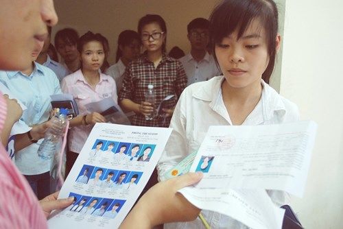 Các trường đại học, cao đẳng tuyển sinh theo nhóm phải chờ “lệnh” của Bộ GD&ĐT