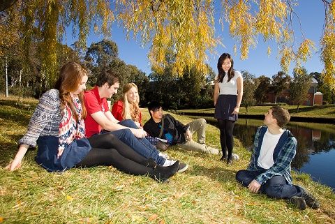 Đi săn học bổng du học từ trường ĐH hàng đầu nước Úc