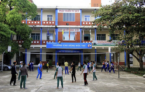 Dừng tuyển sinh hệ cao đẳng, trung cấp liệu có quá muộn? Dừng tuyển sinh hệ cao đẳng, trung cấp liệu có quá muộn?