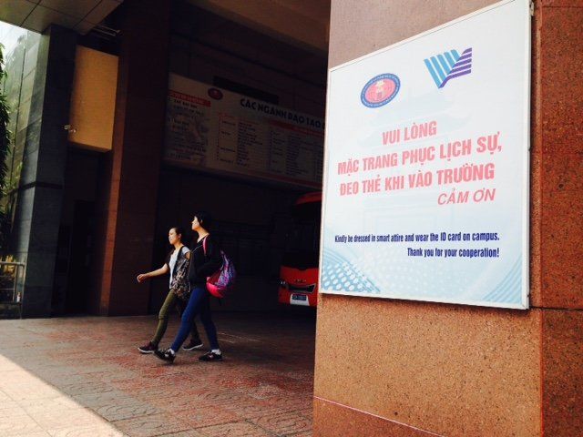 Giả danh giảng viên vào trường lừa sinh viên Giả danh giảng viên vào trường lừa sinh viên