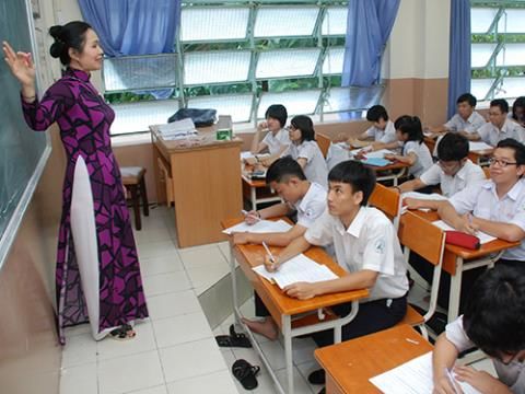 Học phí trường công HN tới 5.3 triệu: Chỉ dạy người giàu?