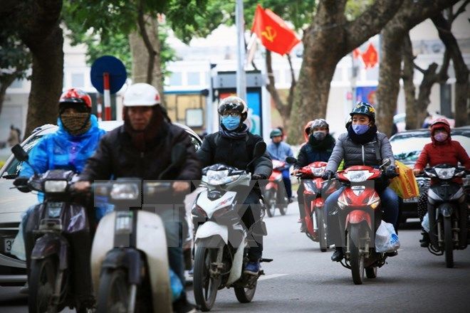 Học sinh Hà Nội nghỉ học hàng loạt vì trời quá rét