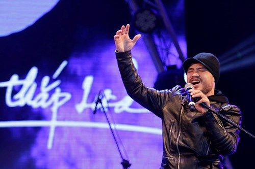 Ca sỹ Trần Lập sẽ xuất hiện trong đề Ngữ văn thi THPT Quốc gia 2016? Ca sỹ Trần Lập sẽ xuất hiện trong đề Ngữ văn thi THPT Quốc gia 2016?