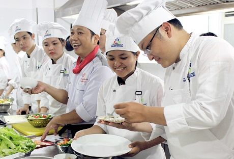 Trượt tốt nghiệp THPT, đừng bỏ phí thời gian!