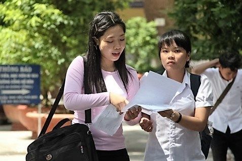 Chỉ đạo công bố điểm thi THPT quốc gia và điều chỉnh lịch xét tuyển ĐH, CĐ