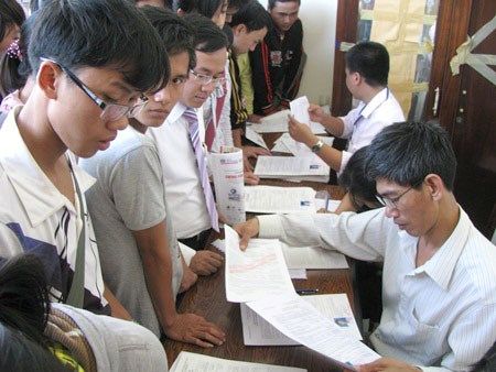 Chỉ thu hồ sơ thi THPT quốc gia theo đúng mẫu của Bộ GD&ĐT