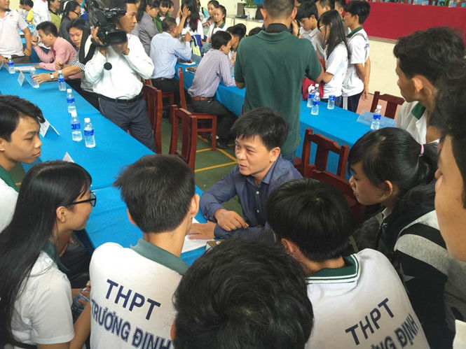 Có thể nộp hồ sơ tại cụm thi hay không?