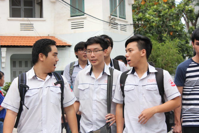 Đi thi, chọn câu dễ làm trước