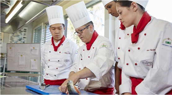 Du học Thụy Sĩ, học bổng khủng từ trường IMI