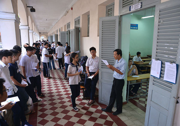 Đưa phương án thi vào đầu năm học mới