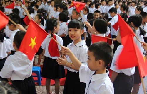 Hà Nội chưa áp dụng đại trà tuyển sinh đầu cấp online