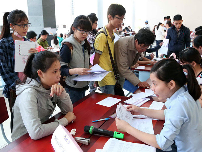 Hẹp đường liên thông bác sĩ đa khoa