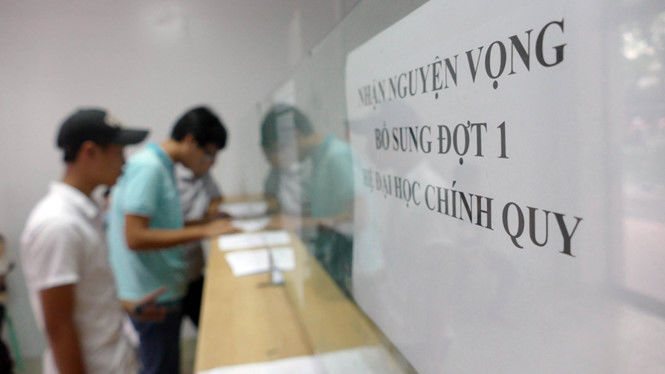 Học sinh giỏi quốc gia cầu cứu Bộ GD-ĐT vì trượt đại học