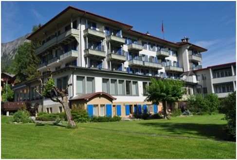 Học tại Thụy Sỹ nhận bằng kép - thực tập hưởng lương cao