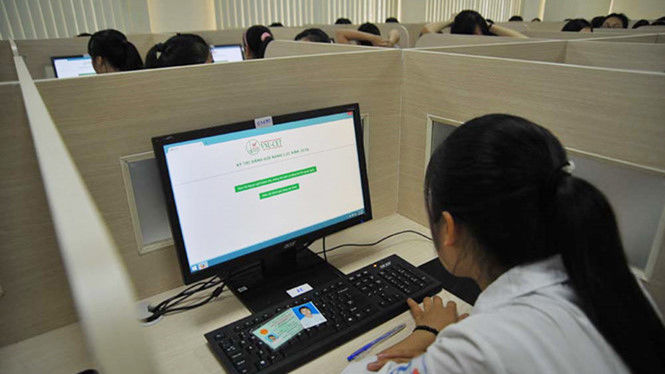 Kiến nghị năm 2017 giữ hình thức thi tự luận với môn Toán