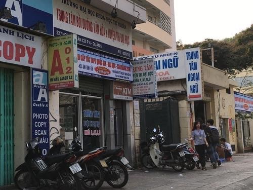 Lò luyện thi có nguy cơ giải thể