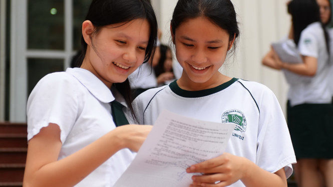 Nộp qua bưu điện, sao biết hồ sơ đã đến trường?