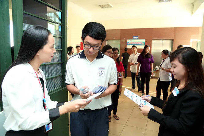 Thay đổi thi tốt nghiệp và tuyển sinh như thế nào?: Phải có lộ trình rõ ràng