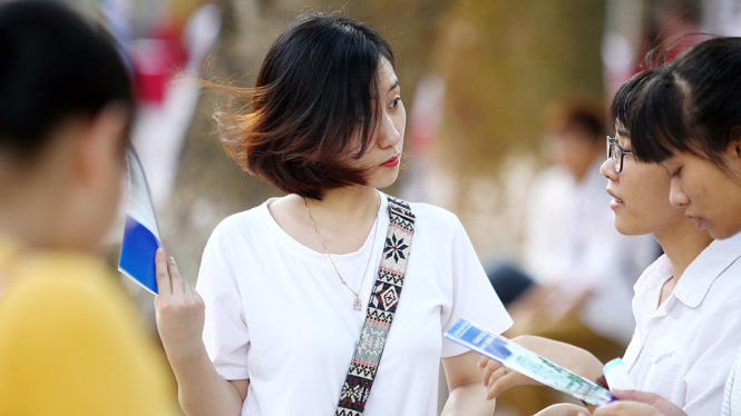 Thi THPT Quốc gia năm 2017: Lo lắng câu hỏi trắc nghiệm ở bài tổ hợp