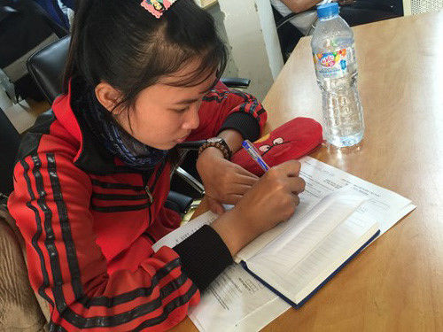 Thi vào điều dưỡng có cần giỏi tiếng Anh?