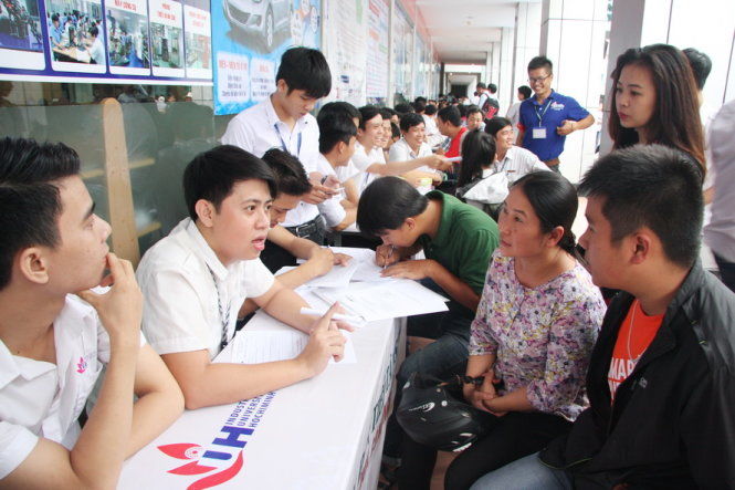 Trường tốp giữa bội thu hồ sơ xét tuyển