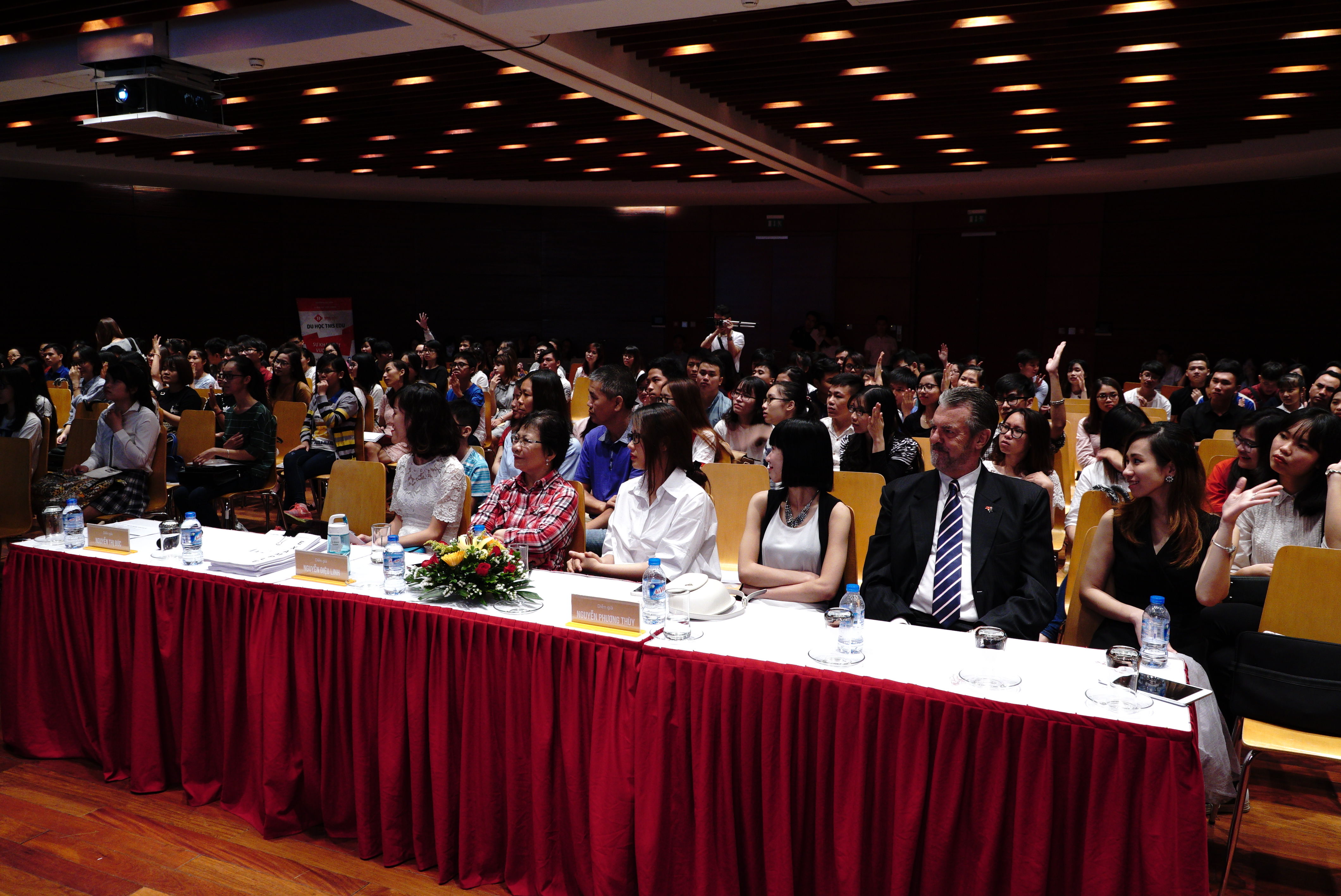 Top giao vien luyen thi IELTS hang dau