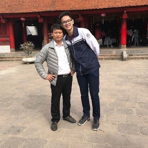 Điểm 10 môn sử thuộc về dân chuyên...Anh - Ảnh 2