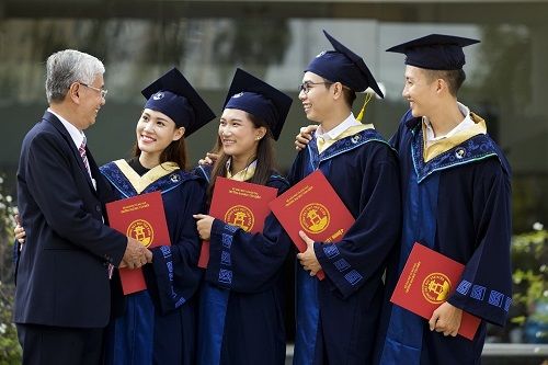 Rớt nguyện vọng 1 vẫn còn nhiều cơ hội vào đại học nhờ xét tuyển học bạ - Ảnh 3