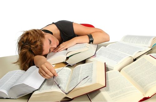 Học vị tiến sĩ cũng lắm gian nan - Ảnh 2