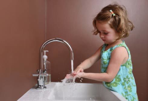 Bé lên 3 cần những kỹ năng tự lập gì? - Ảnh 3