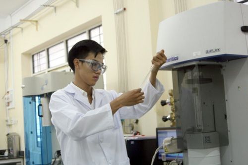 Tiến sĩ 27 tuổi ở Đại học Bách khoa TP HCM - Ảnh 1