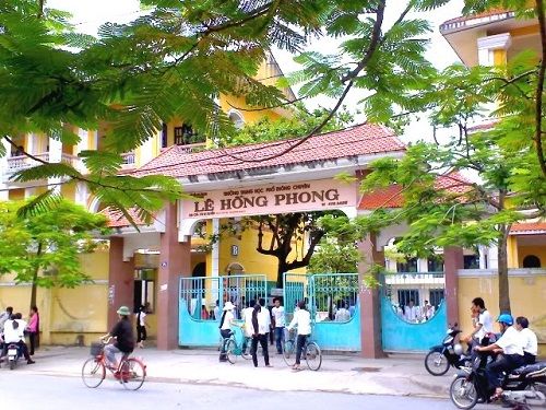 Trường THPT Chuyên Lê Hồng Phong, tỷ lệ chọi lớp 10 cao nhất 