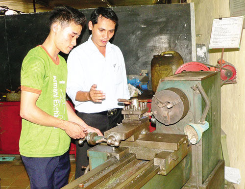 thiet_bi_thuc_hanh_truong_nghe_qua_dat thiet_bi_thuc_hanh_truong_nghe_qua_dat