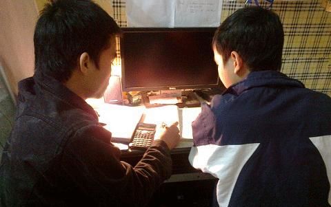hs_tranh_thu_lam_bai_truoc_tet hs_tranh_thu_lam_bai_truoc_tet
