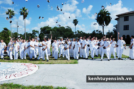 Admiral Farragut academy, hoc vien quoc te, sinh vien quoc te, du hoc my, thong tin du hoc, hoc bong du hoc, kinh nghiem du hoc my