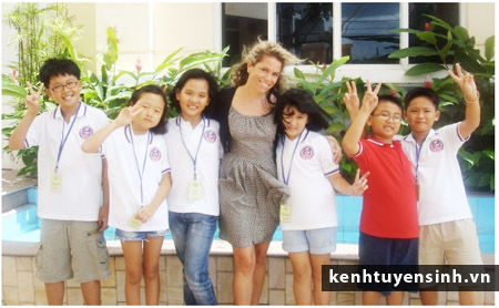 Lớp Tiếng Anh Giao tiếp sơ cấp Elementary A KG 09-2018 - Ảnh 1