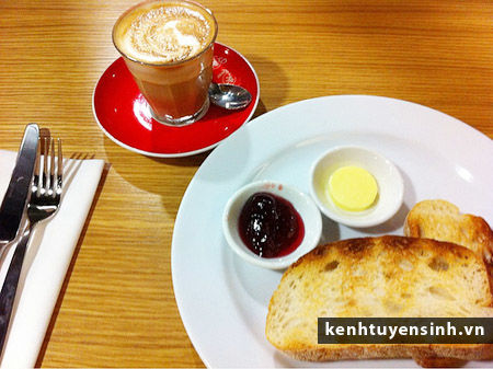 banh mi bo mut Lop bep au a cho thieu nhi, khoa hoc ngan han, hoc lam bep, vao bep